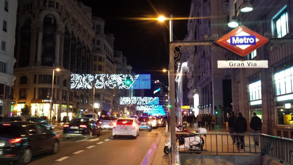 Hostal Casa Chueca Madrid Exterior foto