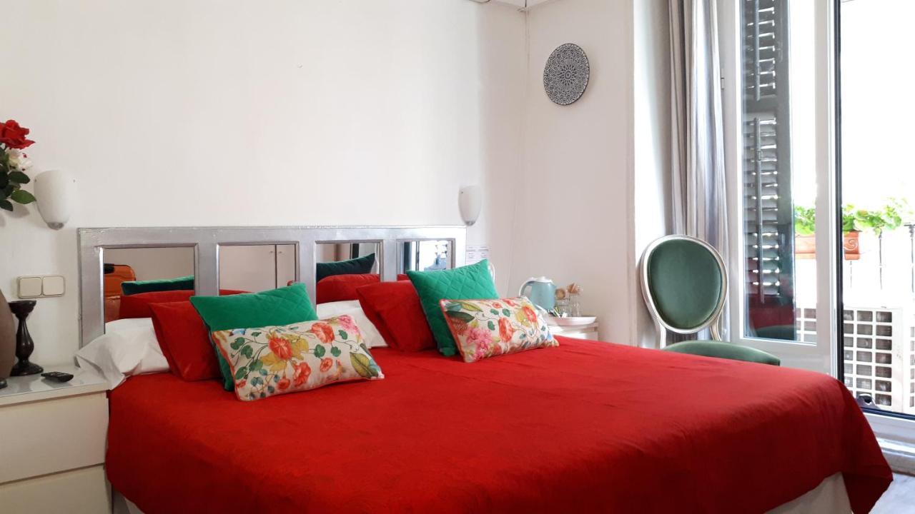 Hostal Casa Chueca Madrid Exterior foto